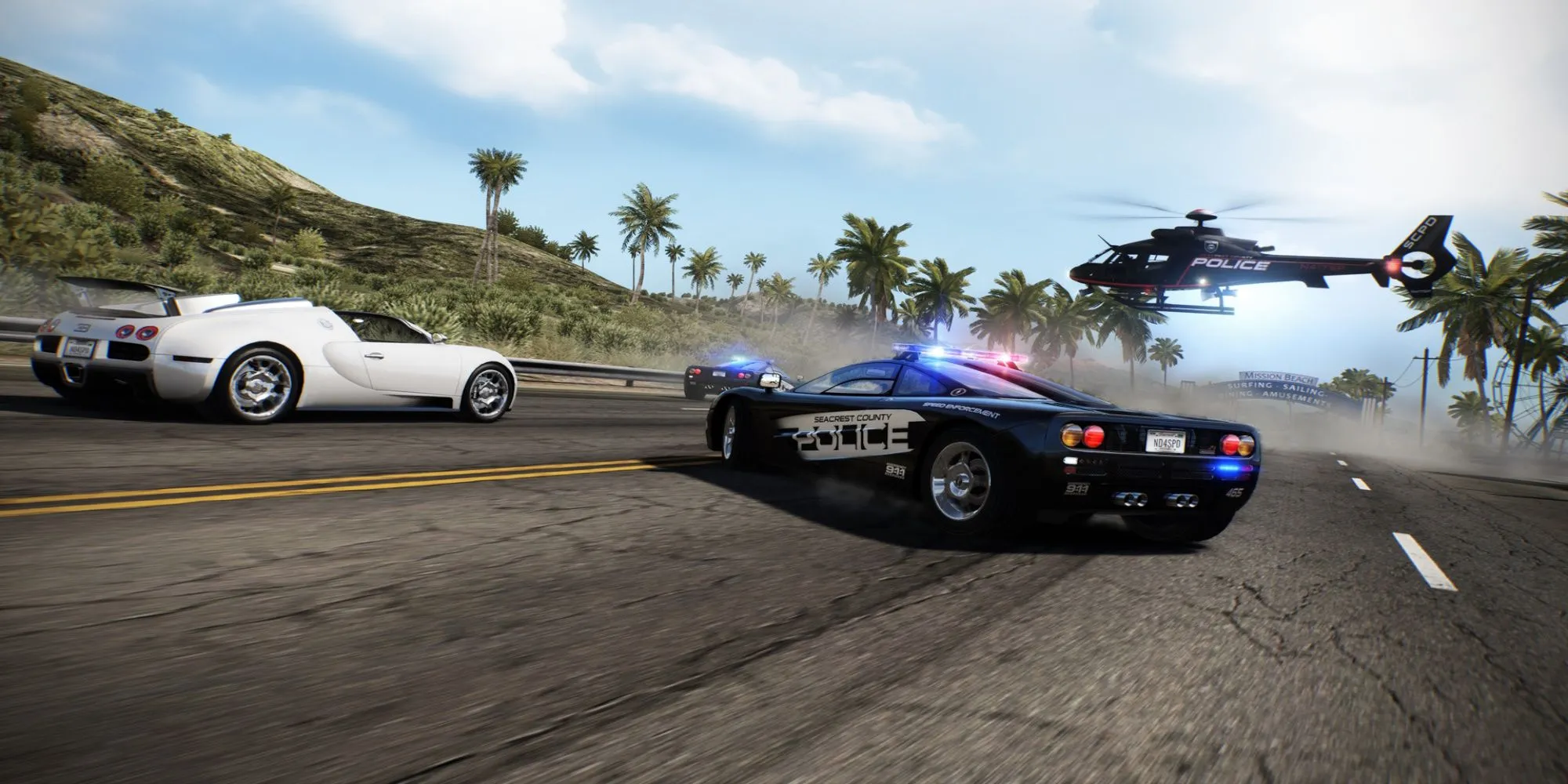 Cảnh rượt đuổi căng thẳng giữa cảnh sát và tay đua trong Need for Speed Hot Pursuit Remastered