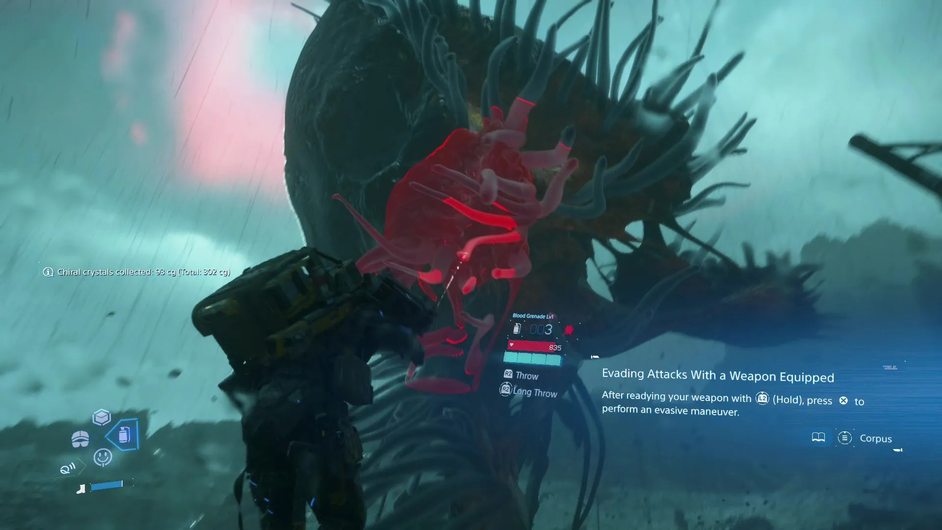 Blood Grenade gây sát thương và choáng váng cho Giant BT trong Death Stranding